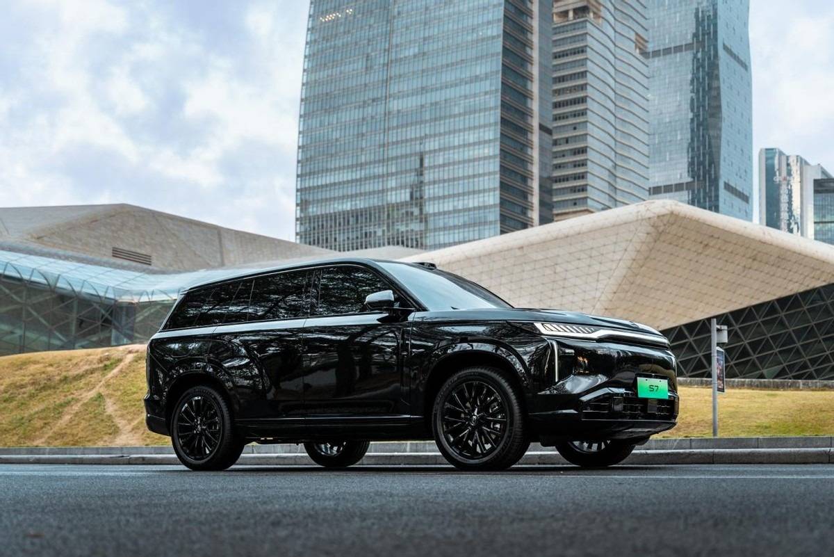 最好的SUV？编辑部吵翻了！九游会网址是多少谁是50万内