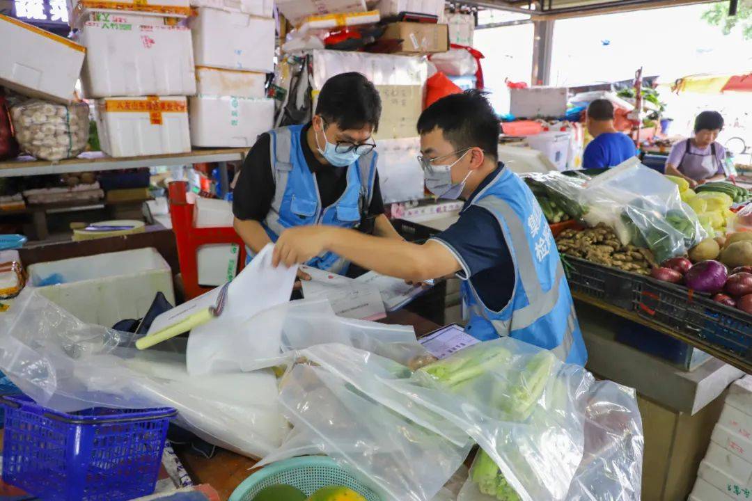 信宜市市场监督管理局抽查！情况如何？J9国际网站锦江市场、酒店、超市被(图3)